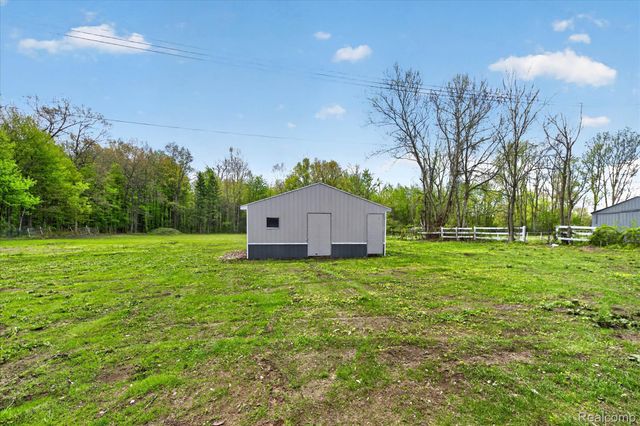 29055 Bredow Avenue, Huron Charter Township, MI 48174