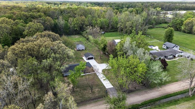 29055 Bredow Avenue, Huron Charter Township, MI 48174