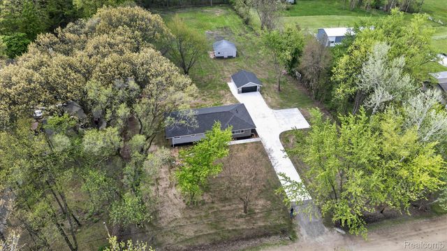 29055 Bredow Avenue, Huron Charter Township, MI 48174