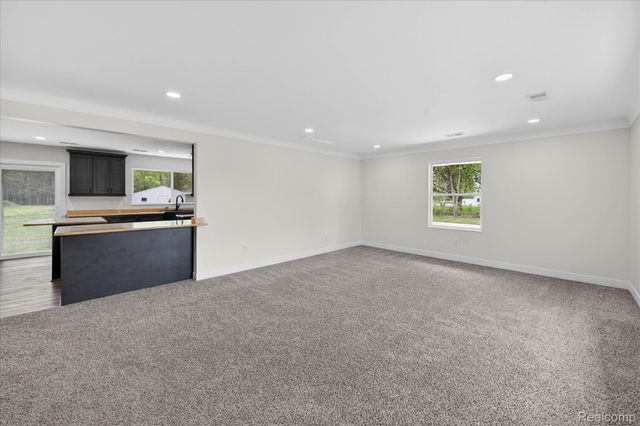 29055 Bredow Avenue, Huron Charter Township, MI 48174
