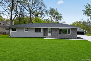 29055 Bredow Avenue, Huron Charter Township, MI 48174