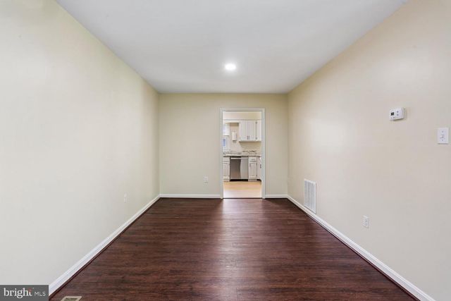 7561 HEATHERTON LN, Rockville, MD 20854