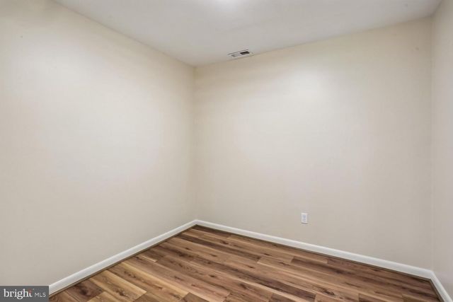 7561 HEATHERTON LN, Rockville, MD 20854