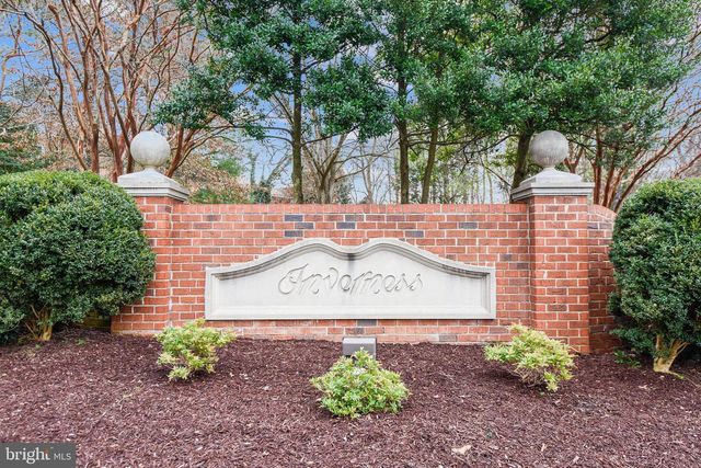 7561 HEATHERTON LN, Rockville, MD 20854