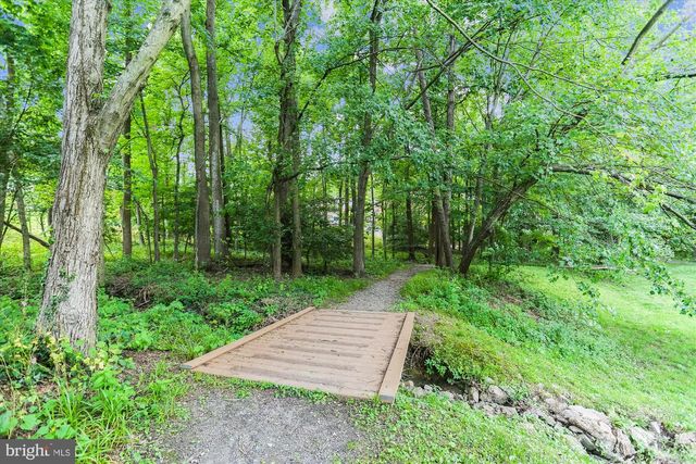 7561 HEATHERTON LN, Rockville, MD 20854