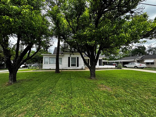 322 Hill Street, Grand Prairie, TX 75050
