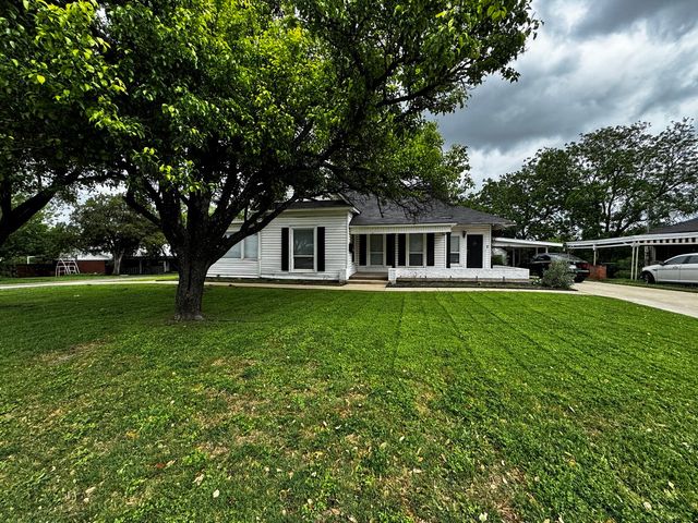 322 Hill Street, Grand Prairie, TX 75050