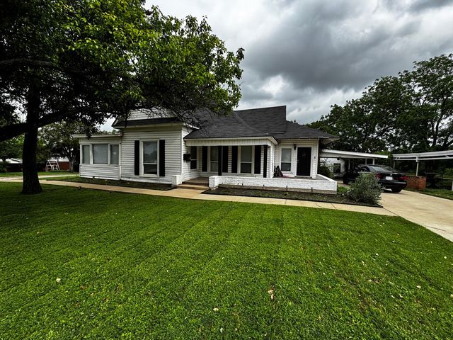 322 Hill Street, Grand Prairie, TX 75050
