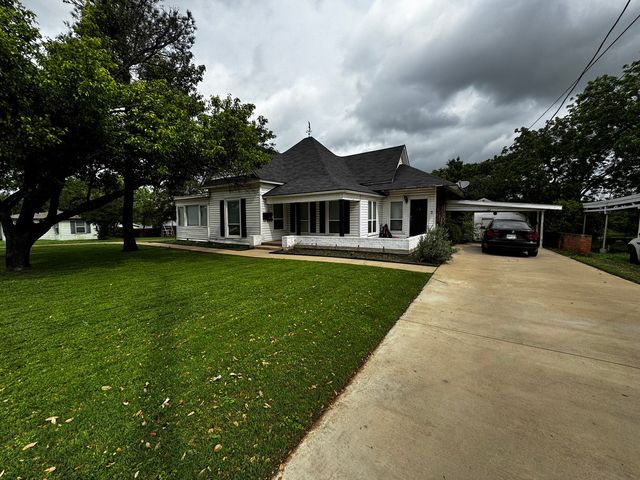 322 Hill Street, Grand Prairie, TX 75050