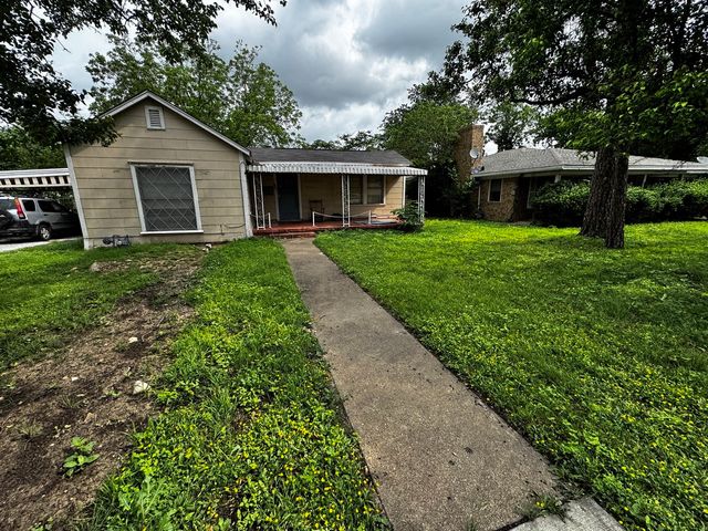 322 Hill Street, Grand Prairie, TX 75050