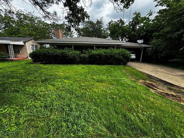 322 Hill Street, Grand Prairie, TX 75050