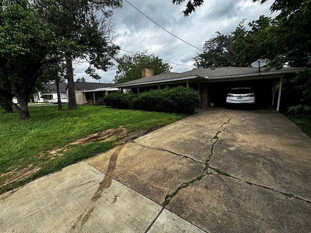 322 Hill Street, Grand Prairie, TX 75050