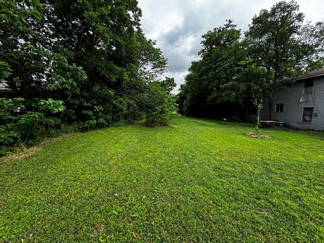 322 Hill Street, Grand Prairie, TX 75050