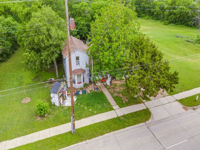322 Hill Street, Grand Prairie, TX 75050