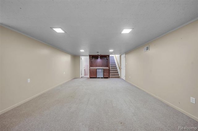 1325 Pilgrim Avenue, Birmingham, MI 48009
