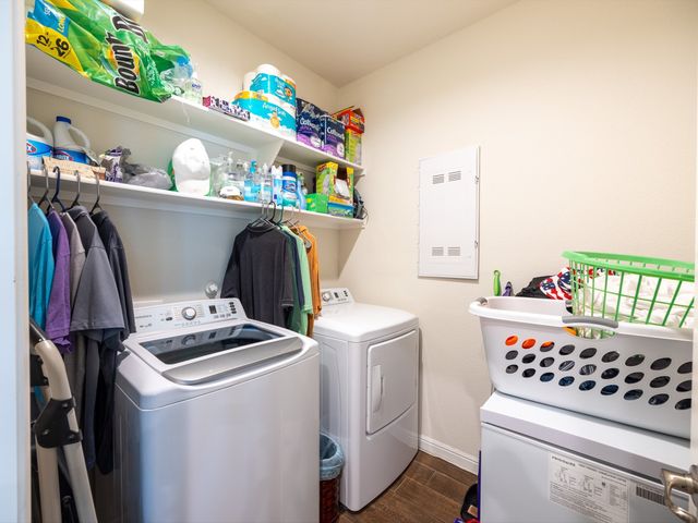 2618 Sunburst Drive, Glenn Heights, TX 75154