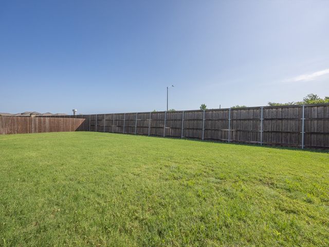 2618 Sunburst Drive, Glenn Heights, TX 75154