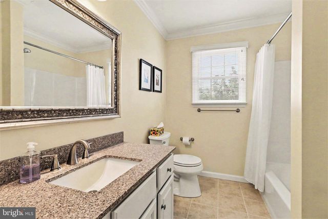 2205 WYNNWOOD CT, Enola, PA 17025