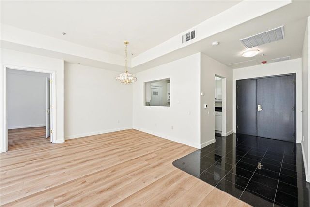 200 Sheridan Avenue 408, Palo Alto, CA 94306