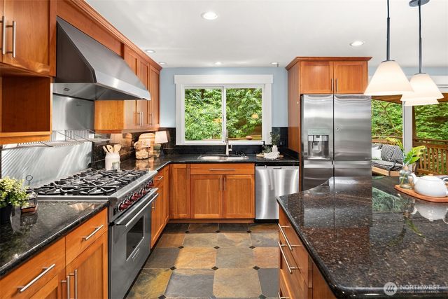 17536 NE 156th Street, Woodinville, WA 98072
