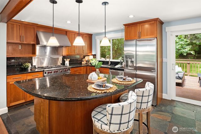 17536 NE 156th Street, Woodinville, WA 98072
