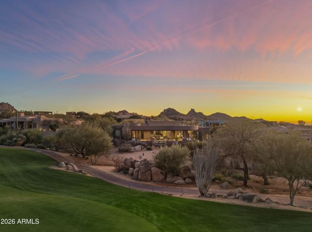 10664 E MONUMENT Drive, Scottsdale, AZ 85262