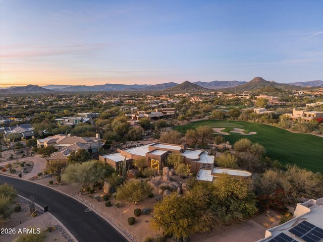 10664 E MONUMENT Drive, Scottsdale, AZ 85262