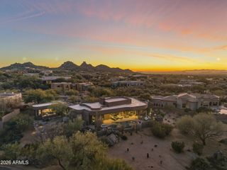 10664 E MONUMENT Drive, Scottsdale, AZ 85262