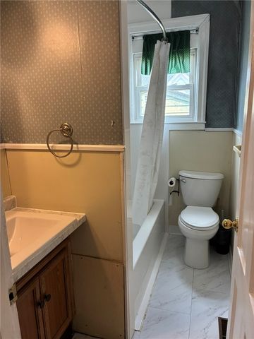 152 Woodbine Street, Cranston, RI 02910