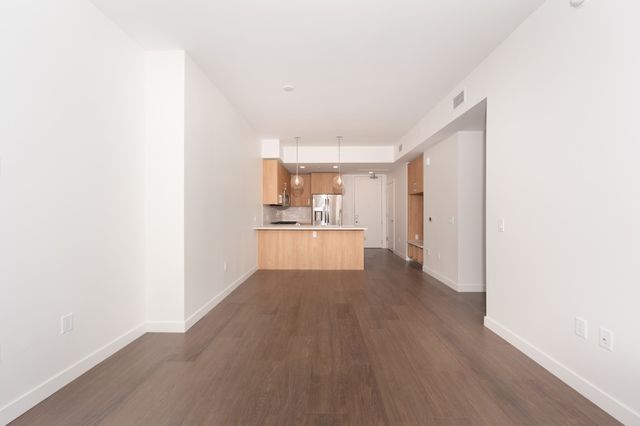 1212 Demonbreun St Apt 2214, Nashville, TN 37203