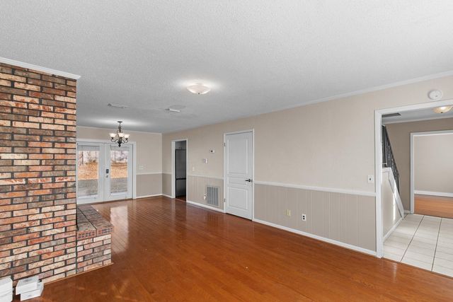 1206 Monte Carlo Dr, Dothan, AL 36303