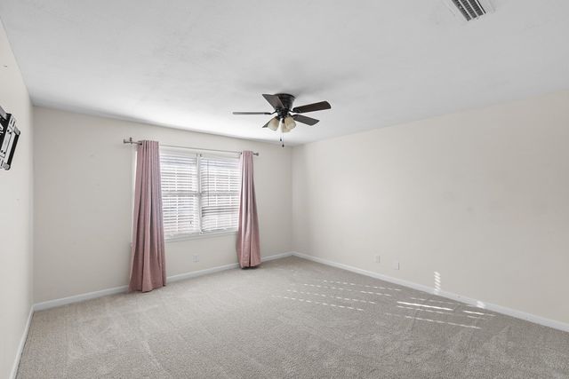 1206 Monte Carlo Dr, Dothan, AL 36303