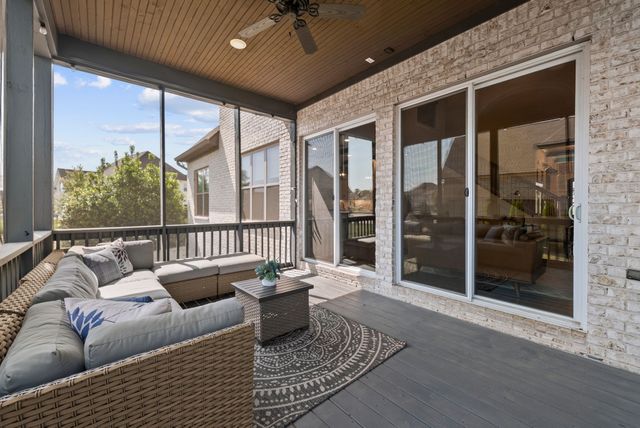2050 Autumn Ridge Way, Spring Hill, TN 37174