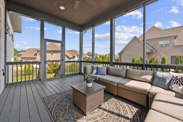 2050 Autumn Ridge Way, Spring Hill, TN 37174