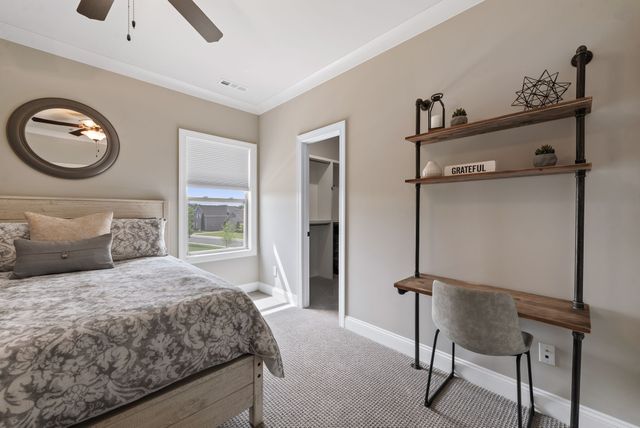 2050 Autumn Ridge Way, Spring Hill, TN 37174