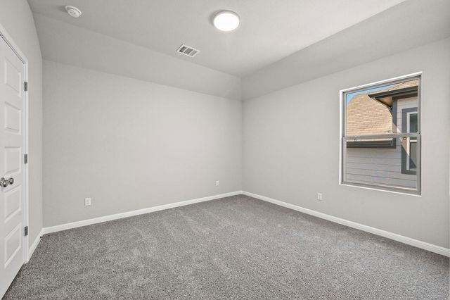 216 Hornet ST, Elgin, TX 78621