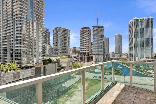 41 SE 5th St 1016, Miami, FL 33131