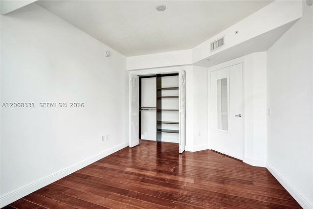 41 SE 5th St 1016, Miami, FL 33131