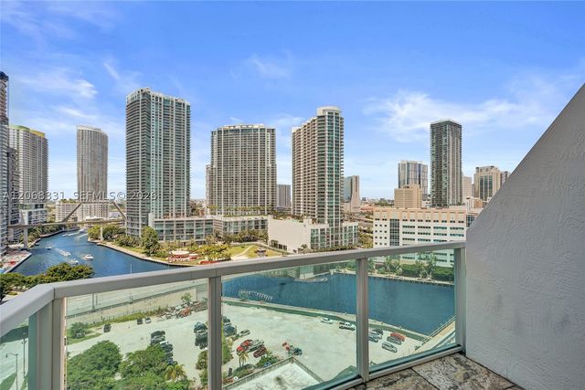 41 SE 5th St 1016, Miami, FL 33131