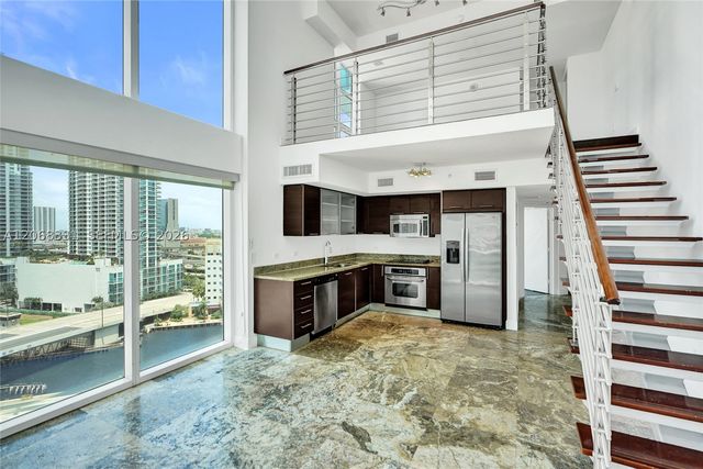 41 SE 5th St 1016, Miami, FL 33131