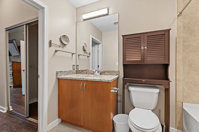 301 Demonbreun St Unit 602, Nashville, TN 37201