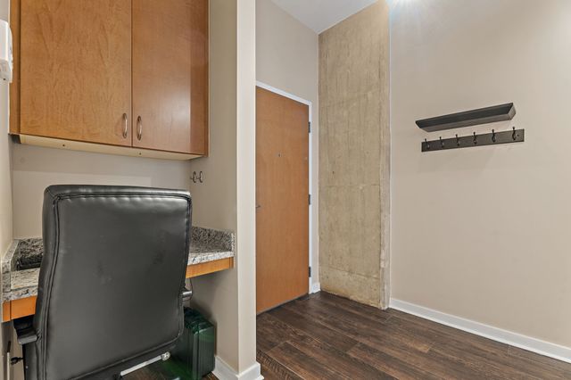 301 Demonbreun St Unit 602, Nashville, TN 37201