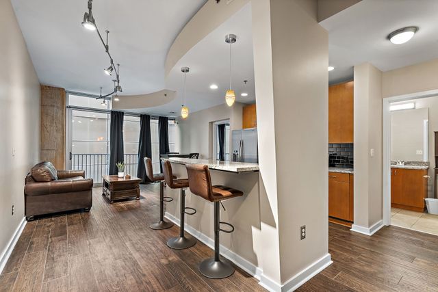 301 Demonbreun St Unit 602, Nashville, TN 37201