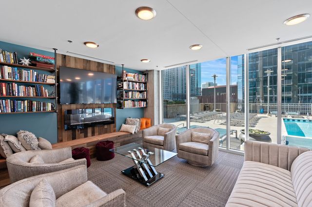 301 Demonbreun St Unit 602, Nashville, TN 37201