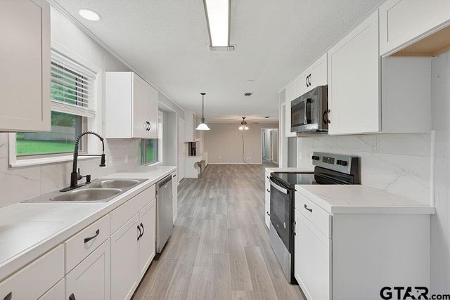 4116 Lakeshore, Lone Star, TX 75668