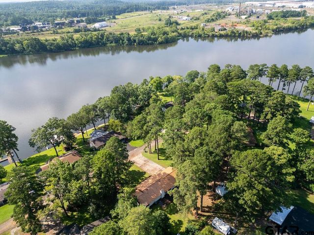 4116 Lakeshore, Lone Star, TX 75668