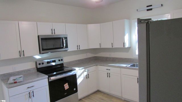 106 Florence Street, Clinton, SC 29325