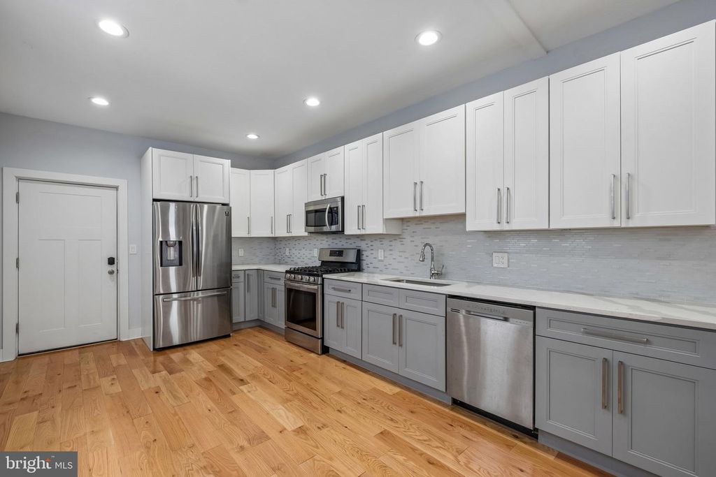2341 E ANN ST, Philadelphia, PA 19134