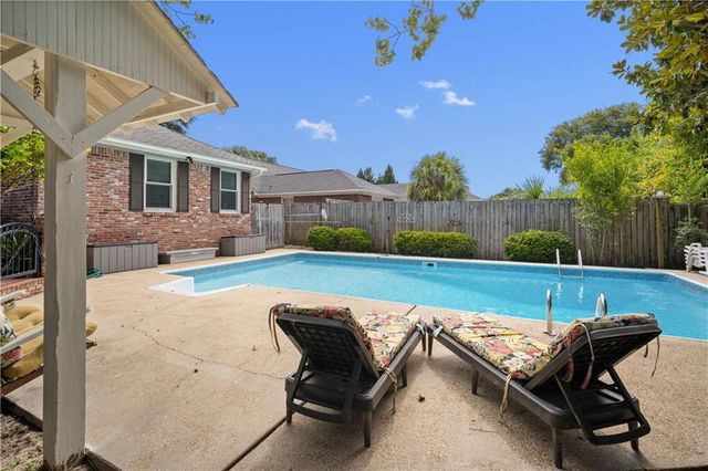 1620 Abbeywood Drive, Mobile, AL 36695