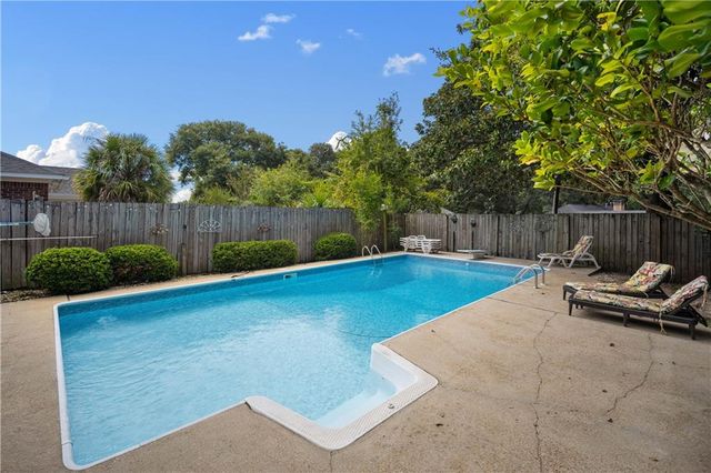1620 Abbeywood Drive, Mobile, AL 36695